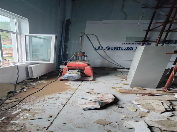 尼木地基基础下沉墙体裂缝加固注浆顶升施工